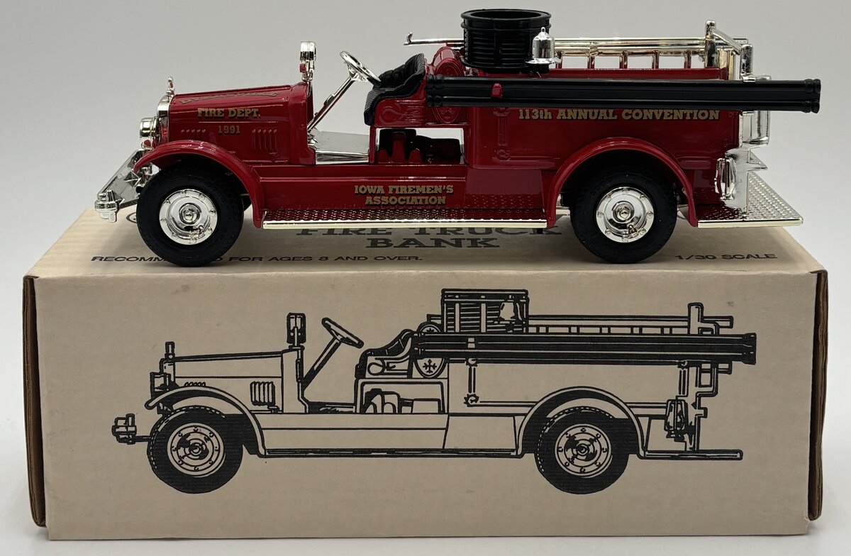 Ertl 9201 1:30 1926 Seagrave Fire Truck Bank