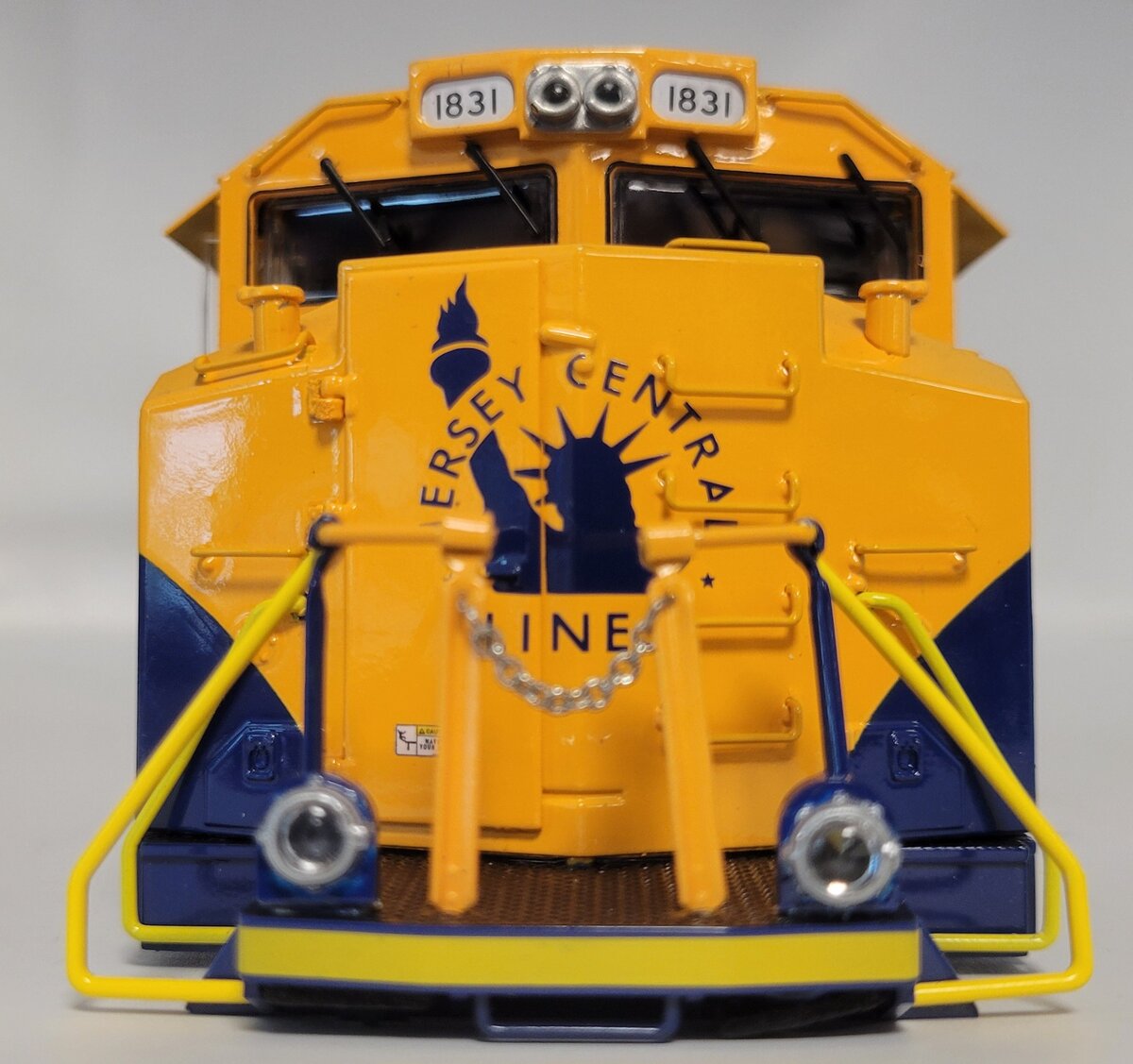 Lionel 39593-2 Jersey Central Lines NS SD70ACe Diesel Locomotive Shell #1831