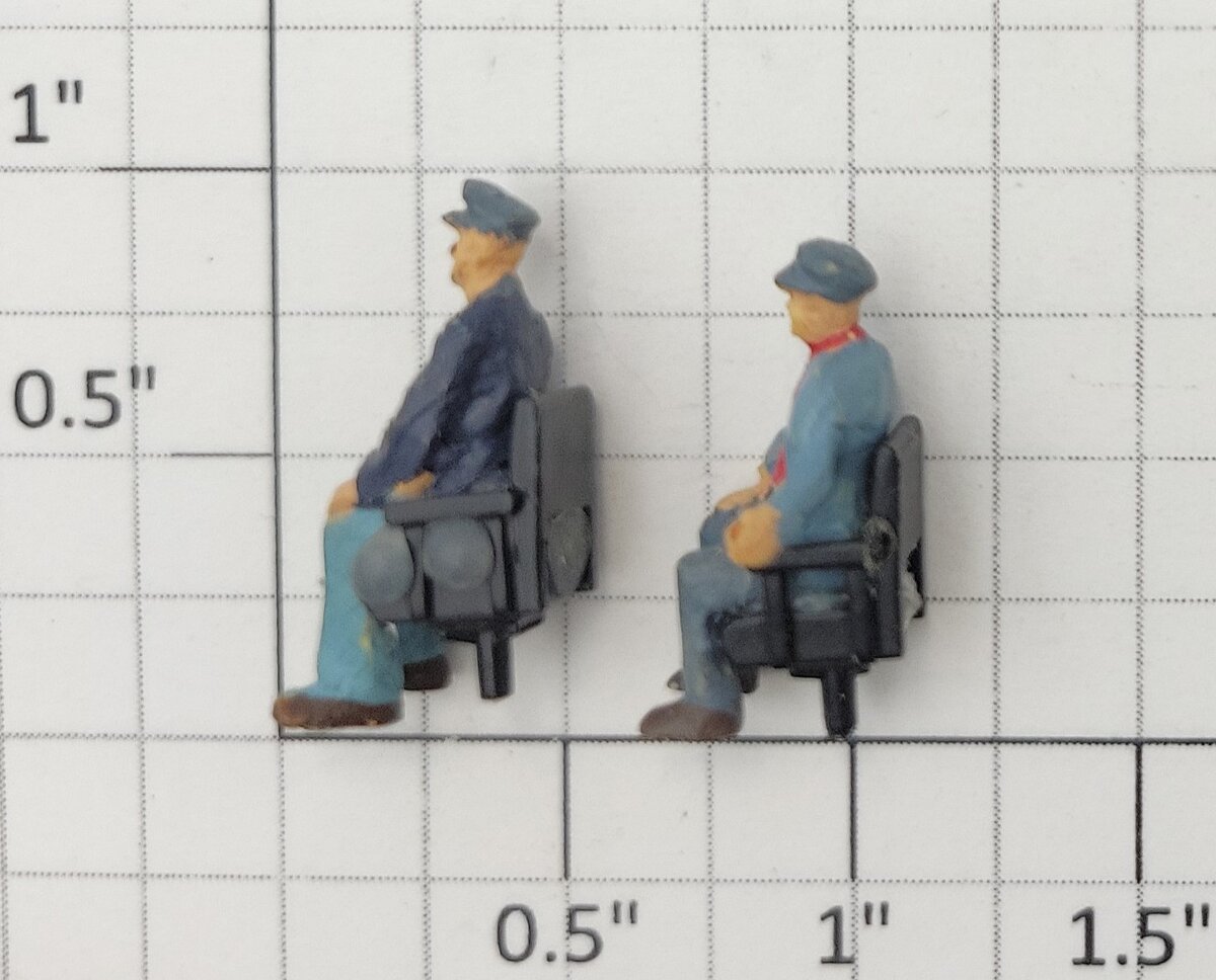 S-Helper 1096-FIG Locomotive Engineer on Black Seat (Set of 2)
