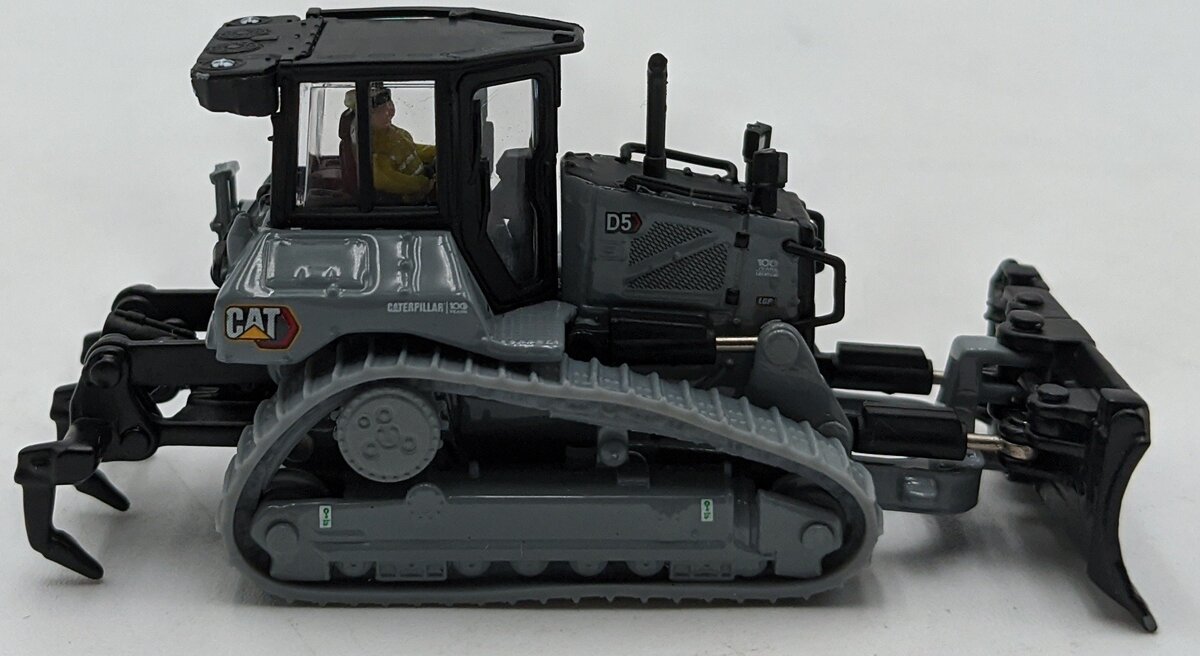 DieCast Masters 85953-BGC 1:87 Caterpillar D5 LGP VPAT Dozer W/Foldable Blade