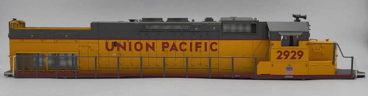 Lionel 38936-2 Union Pacific SD40T-2 Diesel Locomotive Body Shell #2929
