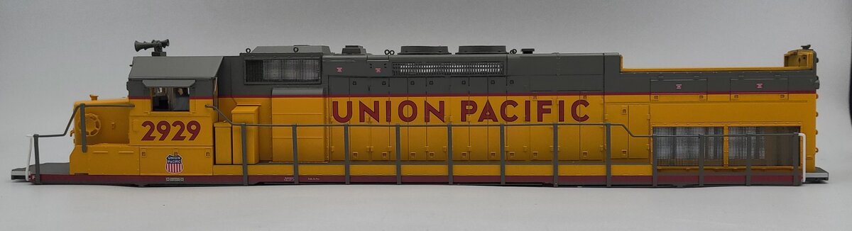 Lionel 38936-2 Union Pacific SD40T-2 Diesel Locomotive Body Shell #2929