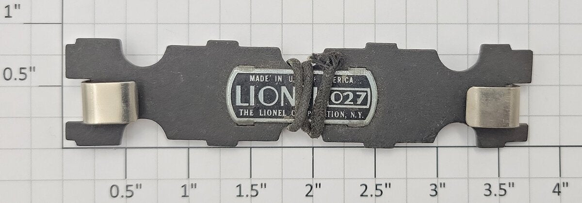 Lionel 2026M-4 O 27 Gauge (1951-55) 3 11/16" Collector Plate w/ Shoes & Wire