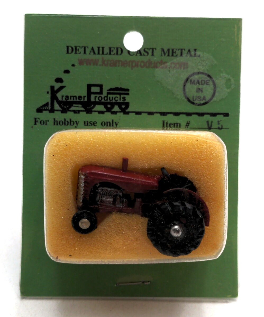 Kramer V-5 HO Scale Farm Tractor in Red