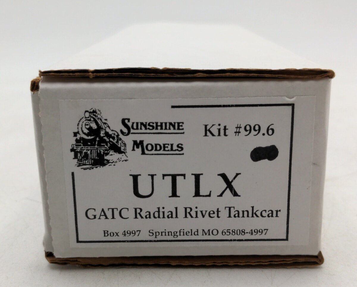 Sunshine Models 99.6 HO Scale UTLX GATC Radial Rivet Tank Car Kit