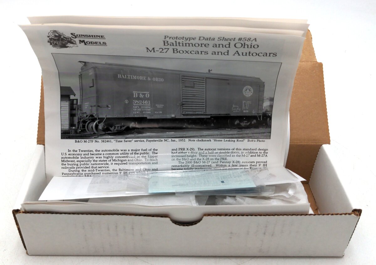 Sunshine Models 58.3 HO B&O M-27B Mansard Roof Double Door Boxcar Kit