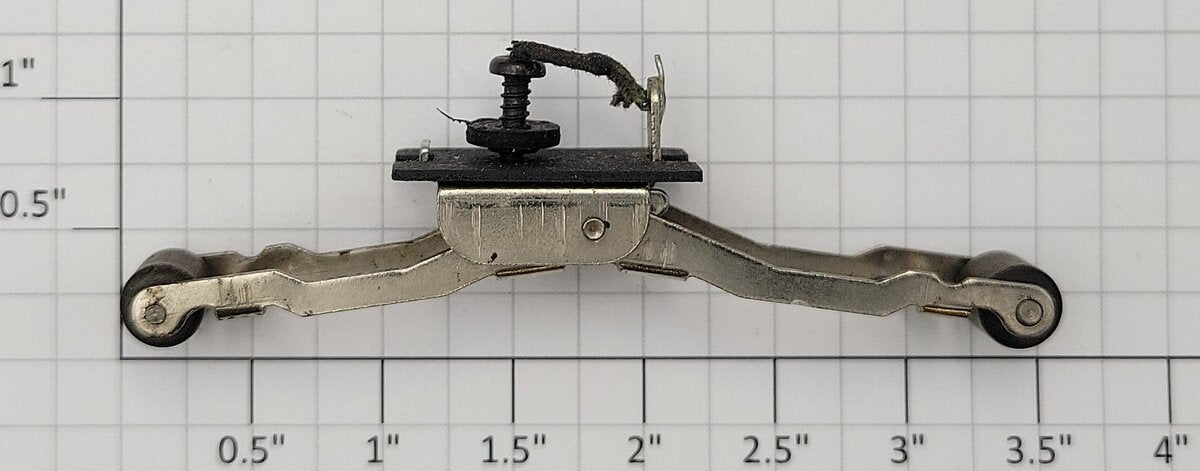 Lionel 41-18 O Gauge Switchers & Snowplow Collector Pickup w/ Insulator & Washer