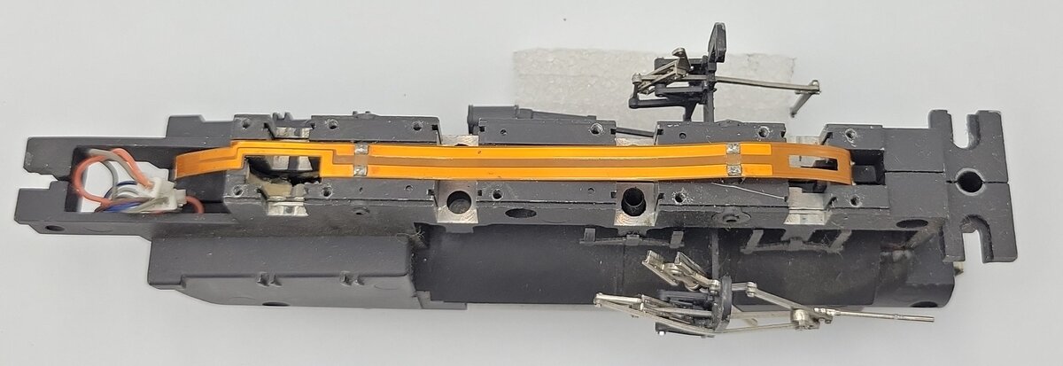 S-Helper SHS-STM S Scale Steam Engine Locomotive Clam Shell with Motor