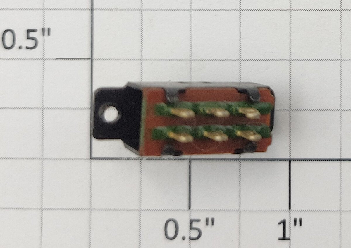 MTH BB-0000001 2R-3R Polarity ProtoCoupler Large DPDT Switch