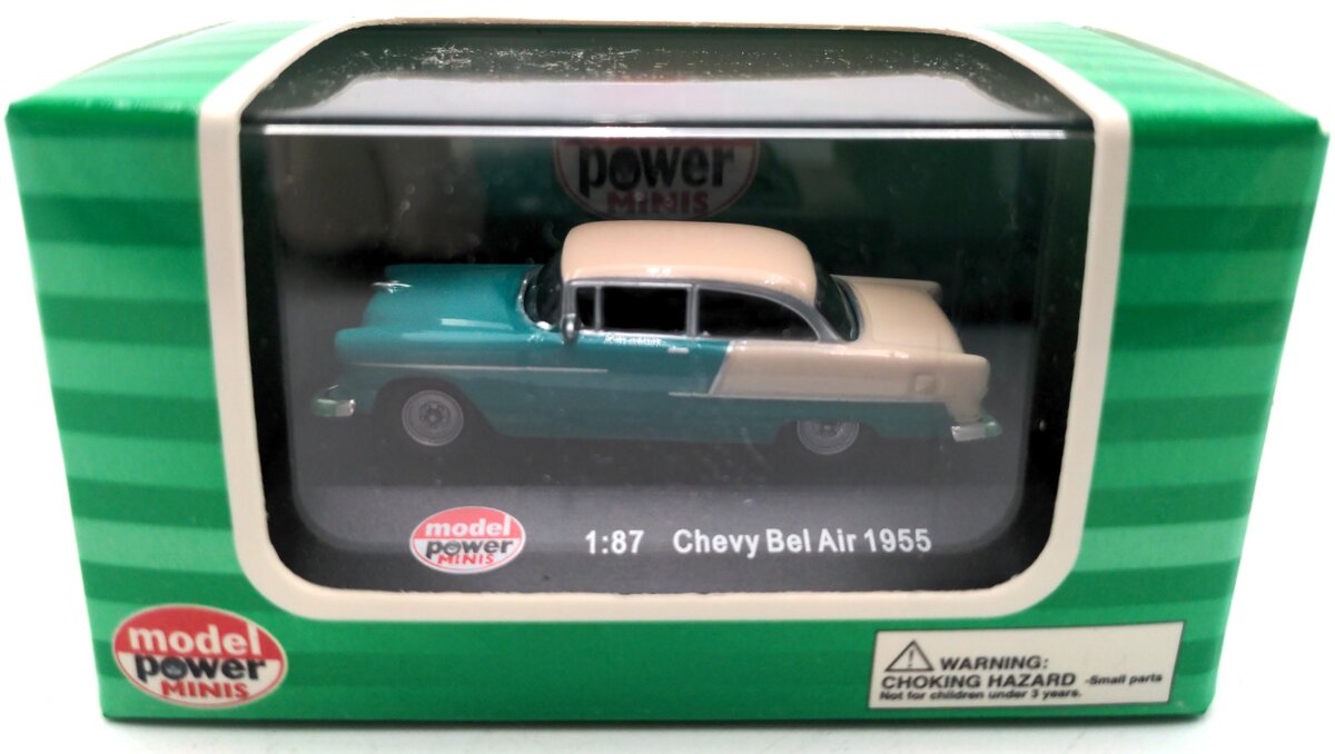 Malibu International 103 1:87 Green/White 1955 Chevy Bel Air