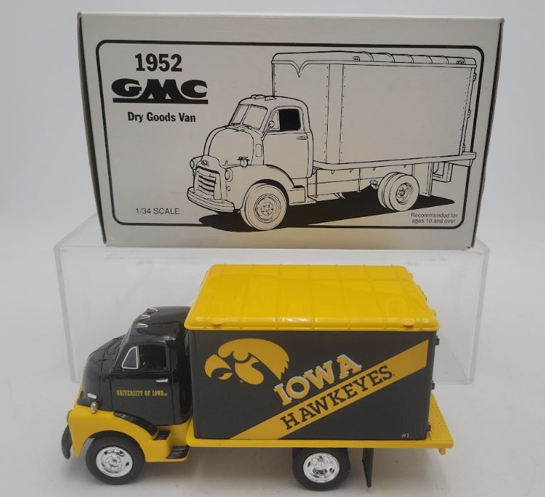 First Gear 29-1268 1:34 Scale University of Iowa Hawkeyes 1952 GMC Dry Goods Van