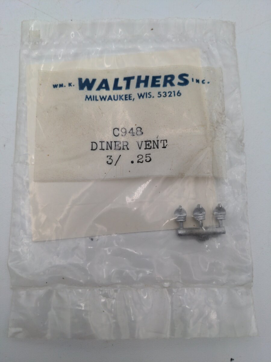 Walthers C948 HO Diner Vent 3 Pieces