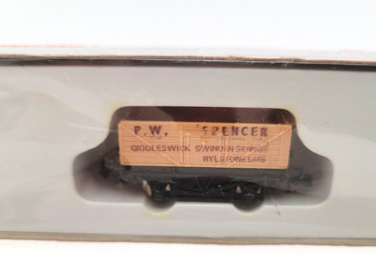 Lima 32 0608 N Scale Yellow P.W. Spencer Wagon