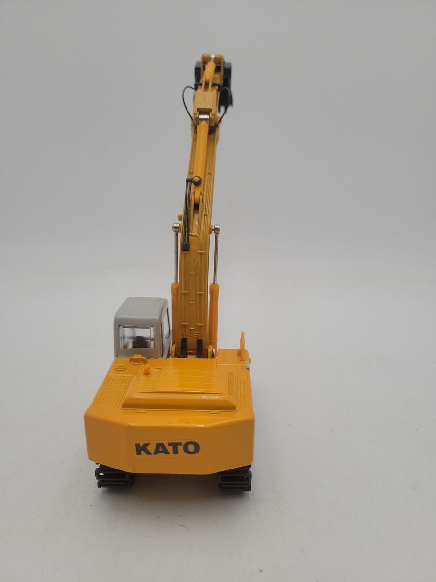 Kato 1:43 Scale Yellow & Gray Super Exceed HD820 Hydraulic Excavator Die-Cast EX/Box