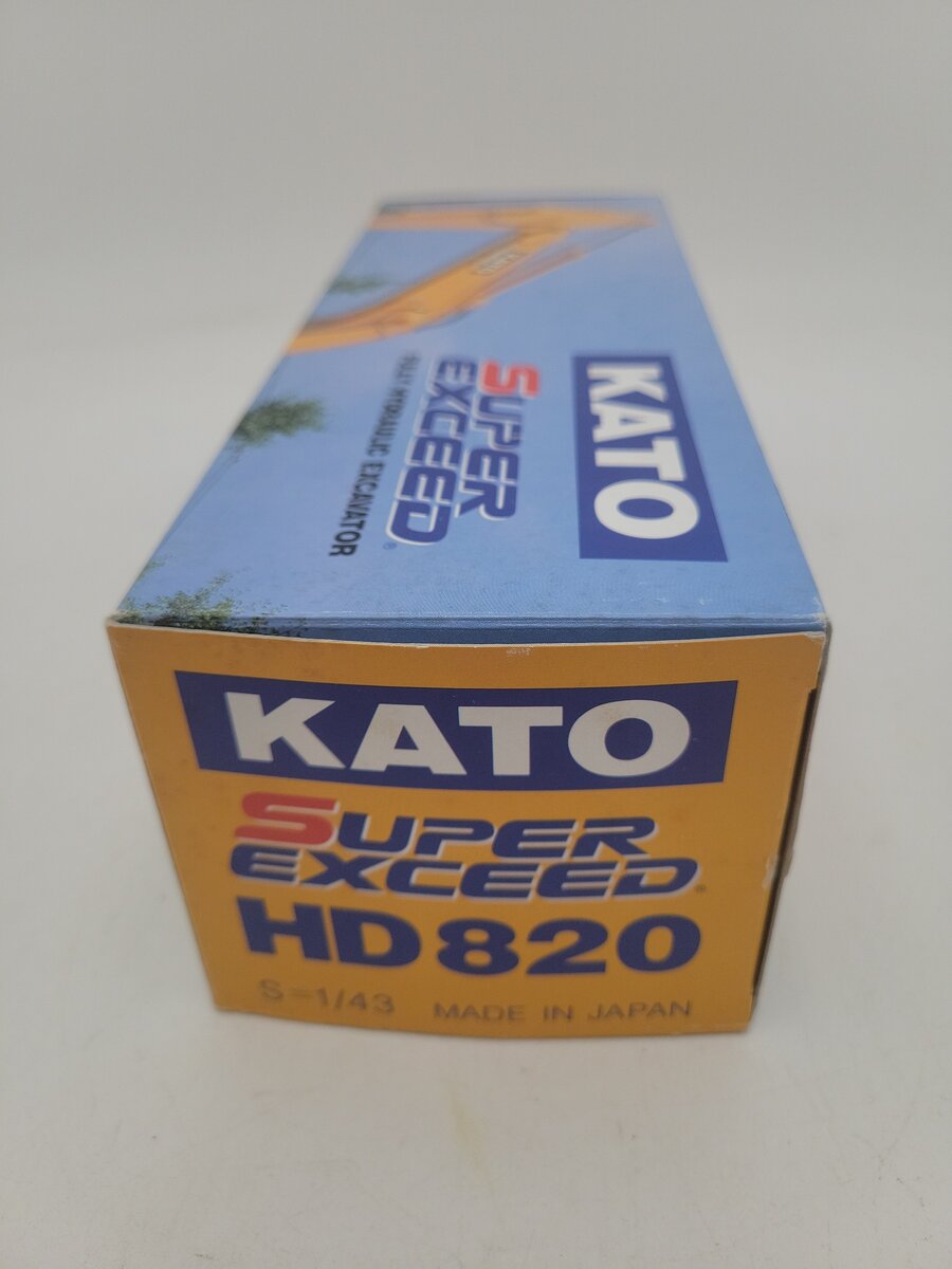 Kato 1:43 Scale Yellow & Gray Super Exceed HD820 Hydraulic Excavator Die-Cast EX/Box