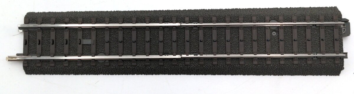 Marklin 24922 HO Transition Track To K Adapter Track (Single Piece)