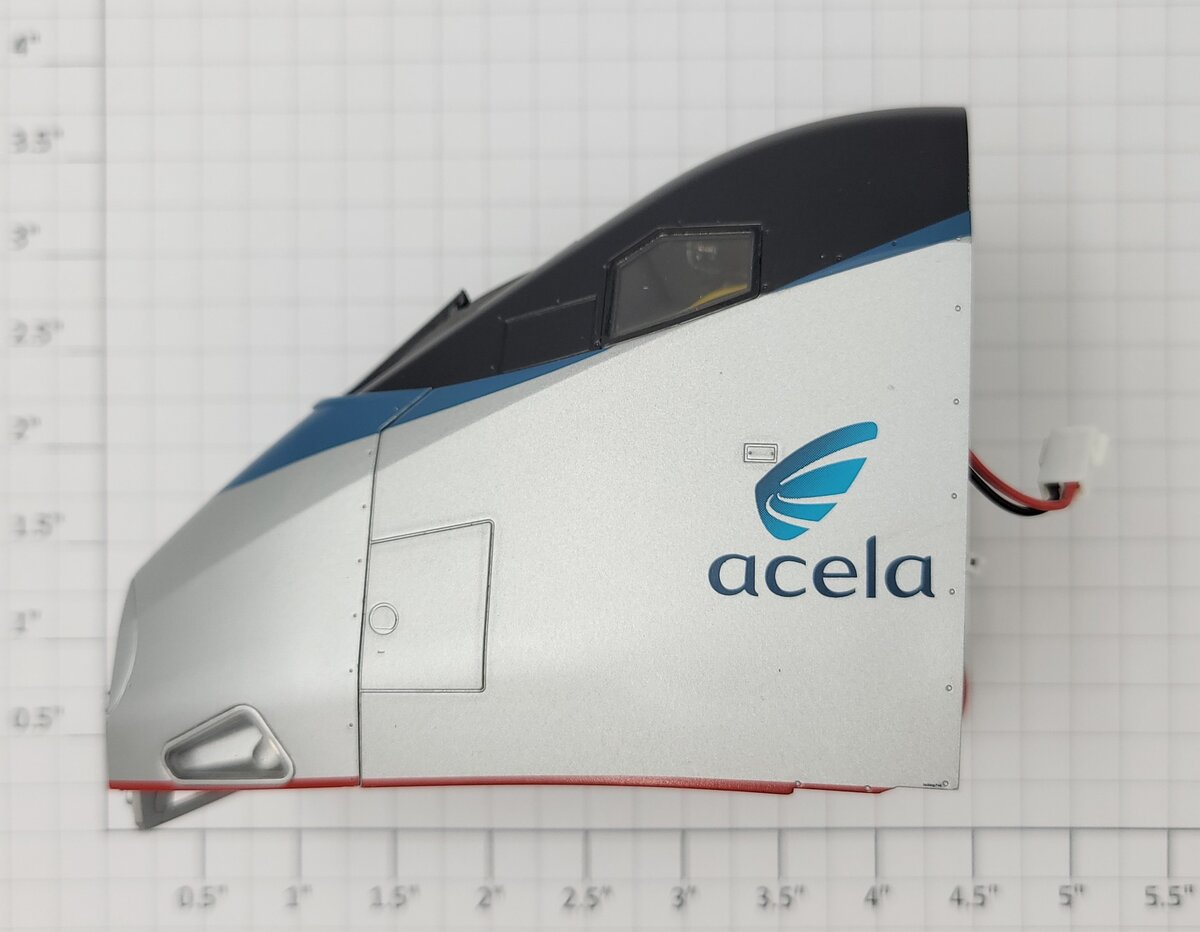Lionel 18357-5A Acela Powered Electric Locomotive Cab Shell w/ Interior #2026