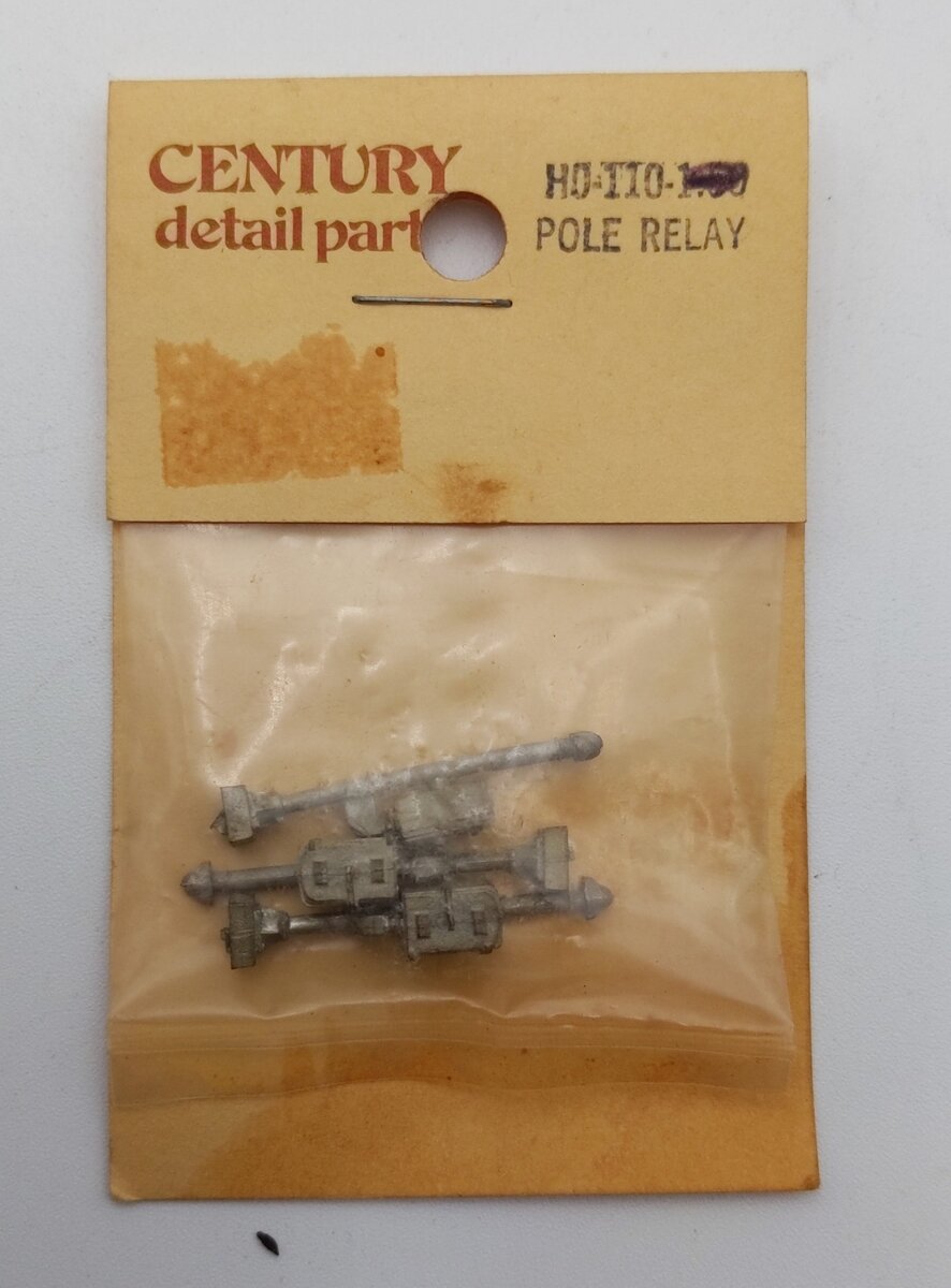 Century 110 HO Pole Relay