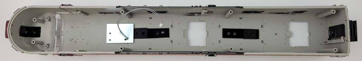 Lionel 82778-2 E7 Milwaukee Road Diesel Locomotive Body Shell #17B