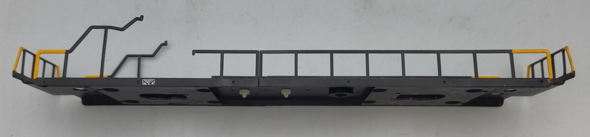 Lionel 38816-58 O Gauge Black/Yellow Lionchief RS-3 Diesel Loco Frame