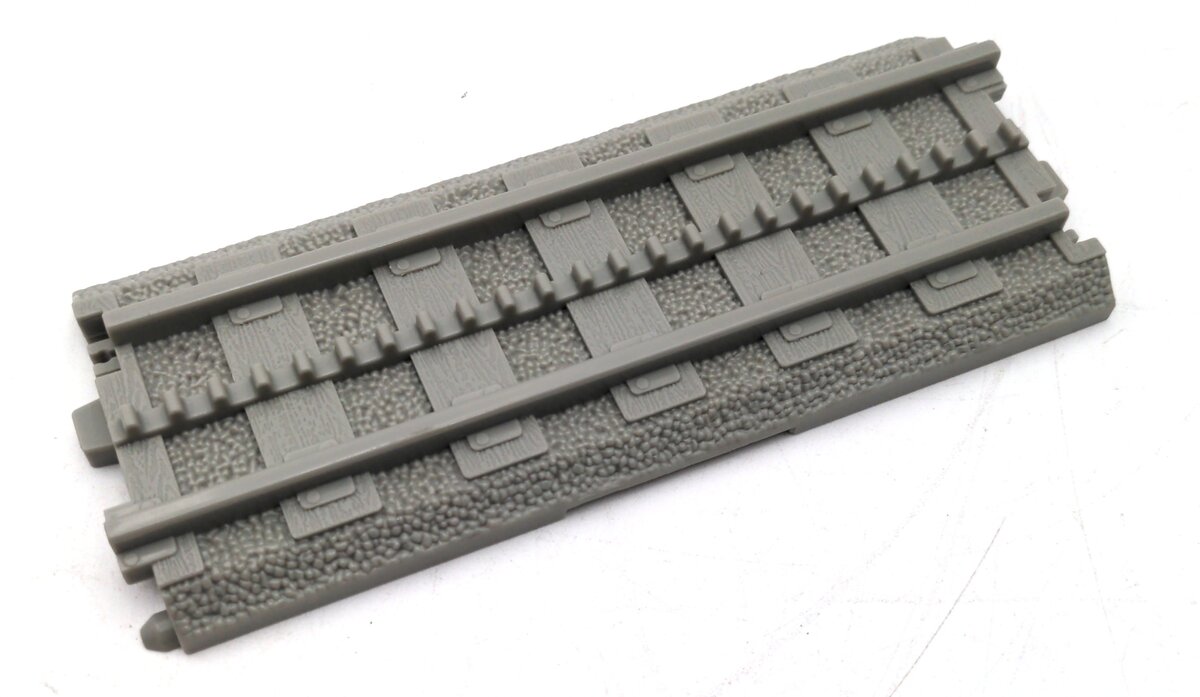 Lionel 7101163011 Straight Track 6"/ Little Lines Sold As Single Piece