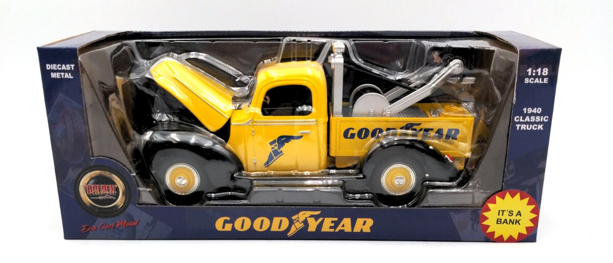Golden Wheels 35400 1:18 Scale Goodyear 1940 Classic Tow Truck Bank