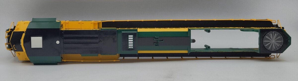 Lionel 39634-2 Reading NS Heritage SD70ACE Diesel Locomotive Body Shell #1833