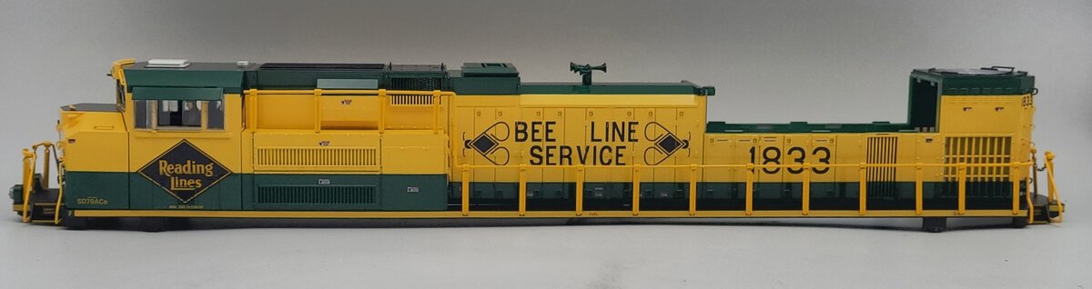 Lionel 39634-2 Reading NS Heritage SD70ACE Diesel Locomotive Body Shell #1833