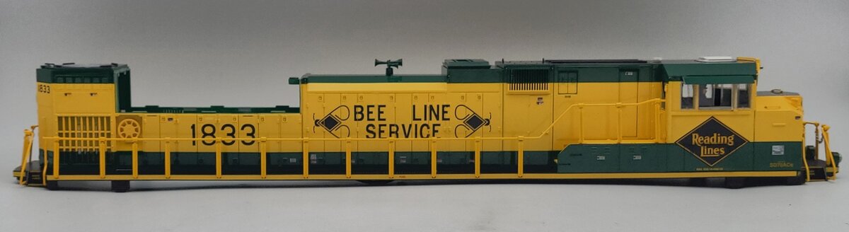 Lionel 39634-2 Reading NS Heritage SD70ACE Diesel Locomotive Body Shell #1833