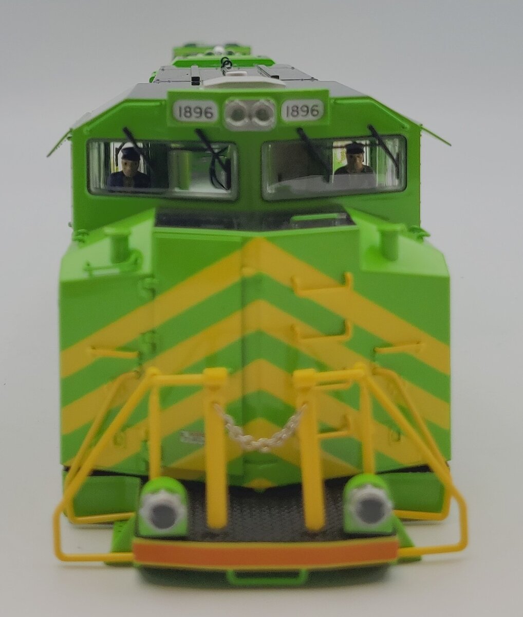 Lionel 39628-2 Illinois Terminal NS Heritage SD70ACE Diesel Loco Shell #1896
