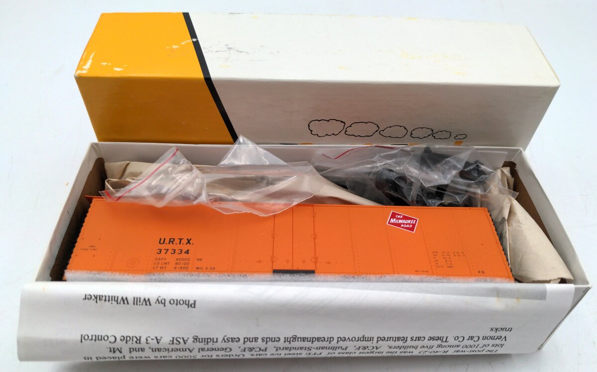 Pacific Rail 2305.1 S Scale Steel Ice Reefer Refrigerator Transit Lines #37334