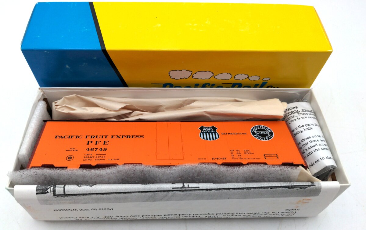 Pacific Rail 2332.3 S Scale Steel Ice Reefer Pacific Fruit Express #46749