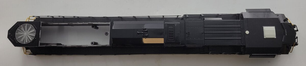 Lionel 39645-2 SD-70 Penn Central NS Heritage Legacy SD70ACe Diesel Shell #1073