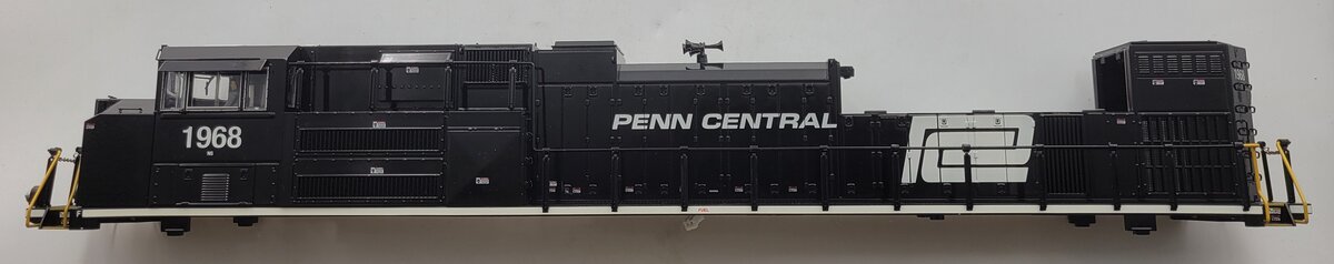 Lionel 39646-2 SD-70 Penn Central NS Heritage Legacy SD70ACe Diesel Shell #1968