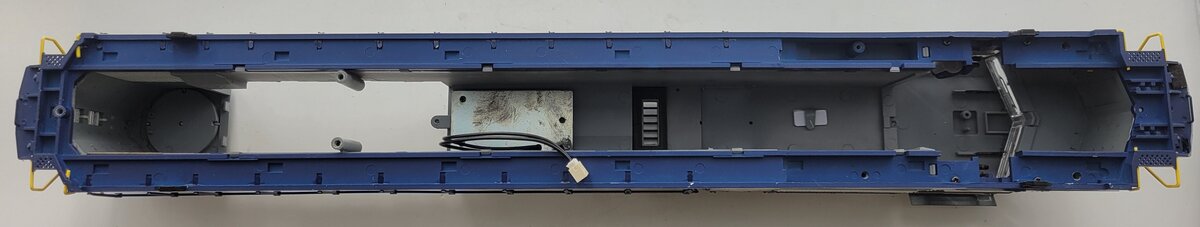 Lionel 39643-2 Wabash NS Heritage SD70ACE Diesel Locomotive Shell #1877
