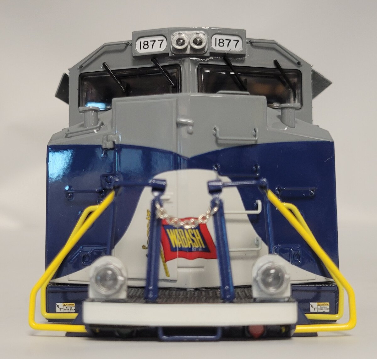Lionel 39643-2 Wabash NS Heritage SD70ACE Diesel Locomotive Shell #1877