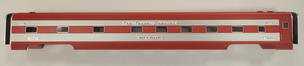 Lionel 82581-2 Texas Special 21" Streamlined Passenger Car Body Shell #1501