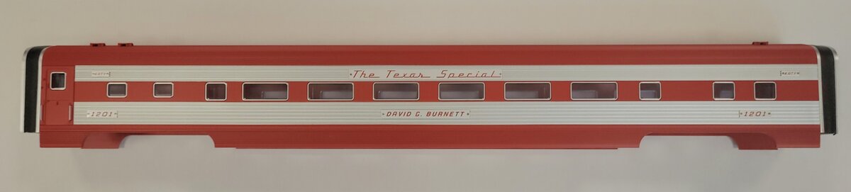 Lionel 82576-2 Texas Special 21" Streamlined Passenger Car Body Shell #1201