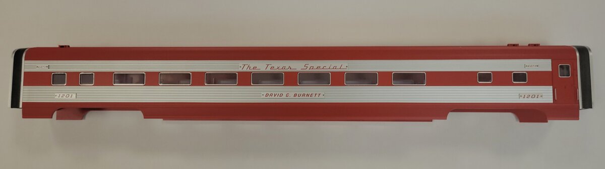 Lionel 82576-2 Texas Special 21" Streamlined Passenger Car Body Shell #1201
