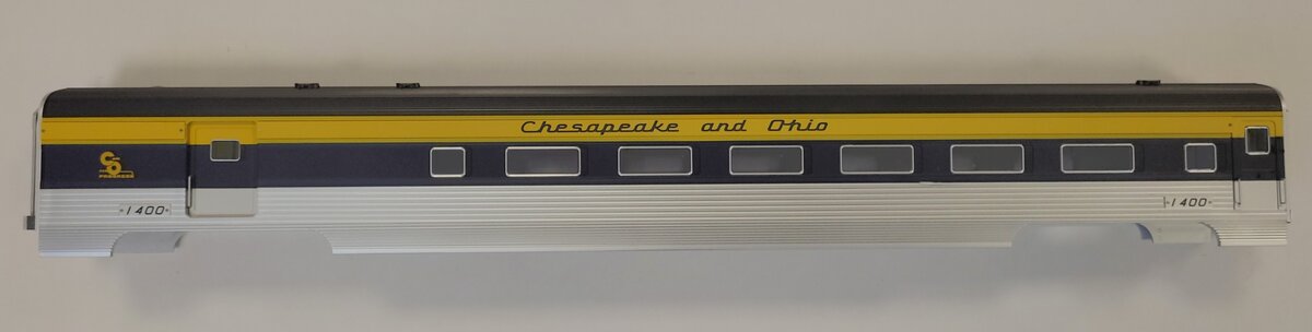 Lionel 82588-2 Chesapeake & Ohio 21" Streamlined Passenger Car Body Shell #1400