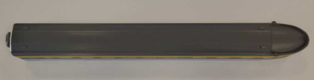 Lionel 82586-2 Chesapeake & Ohio 21" Streamlined Observation Car Shell #1921