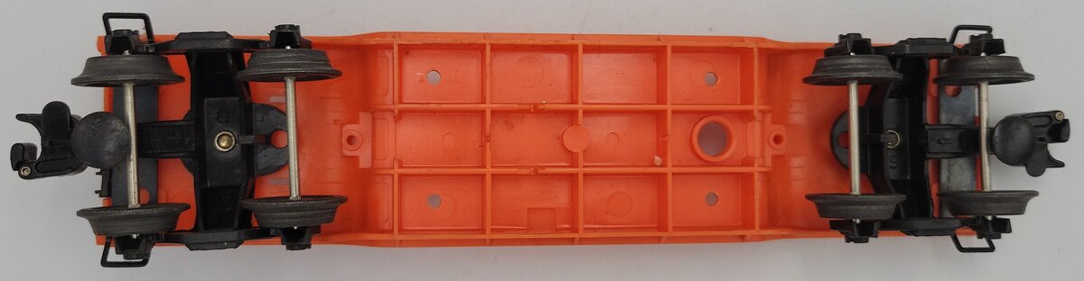 Lionel 16958-1 O Gauge Orange Depressed Flatcar with Trucks and Couplers