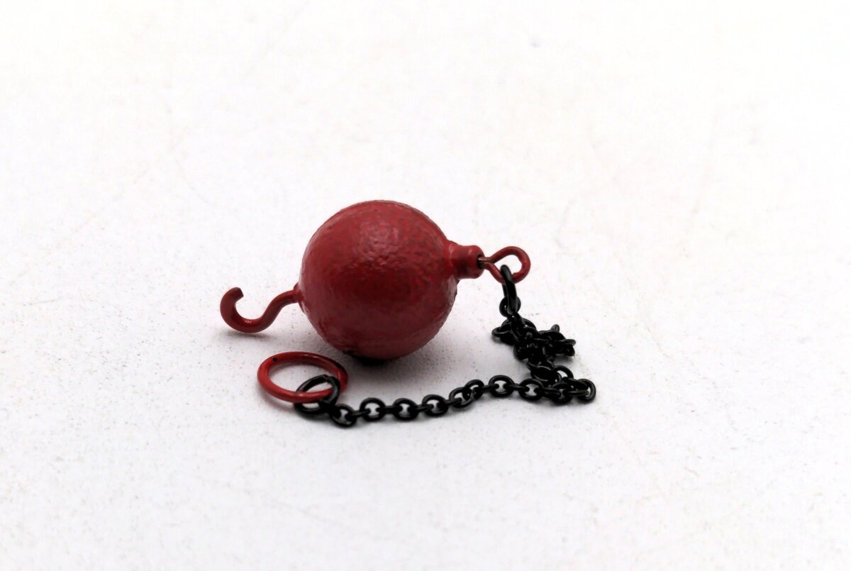 Evot EV01-WB-87-R 1:87 Single Wrecking Ball on Chain - Red
