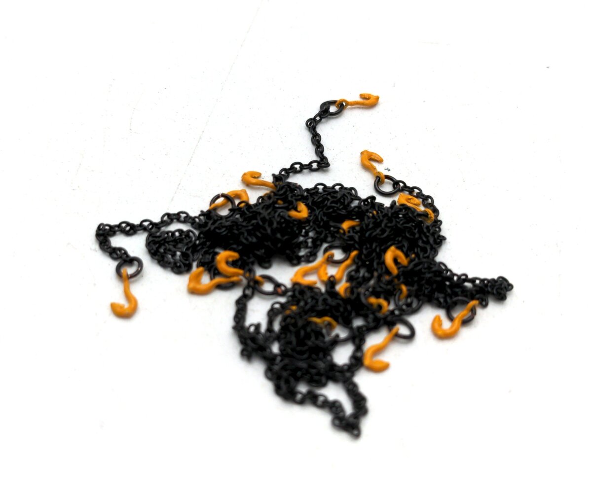 Evot EV03-TD-87-Y 1:87 Tie Down Chains w/Hooks (Set of 9) - Yellow
