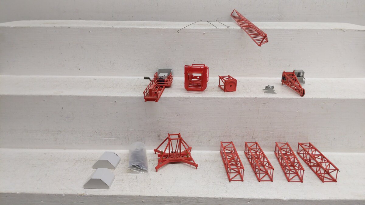 Conrad 7534 1:87 Scale Diecast MAN Wolffkran Tower Crane VG/Box