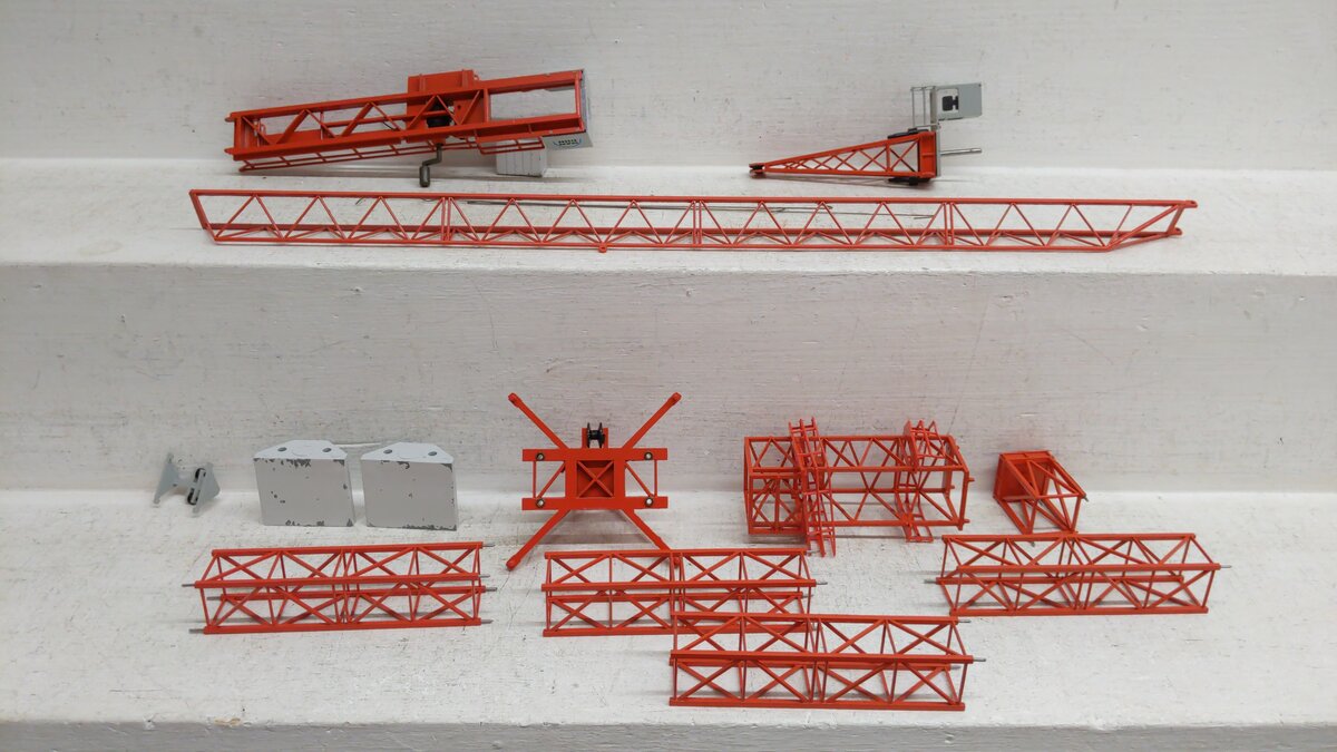 Conrad 7534 1:87 Scale Diecast MAN Wolffkran Tower Crane VG/Box
