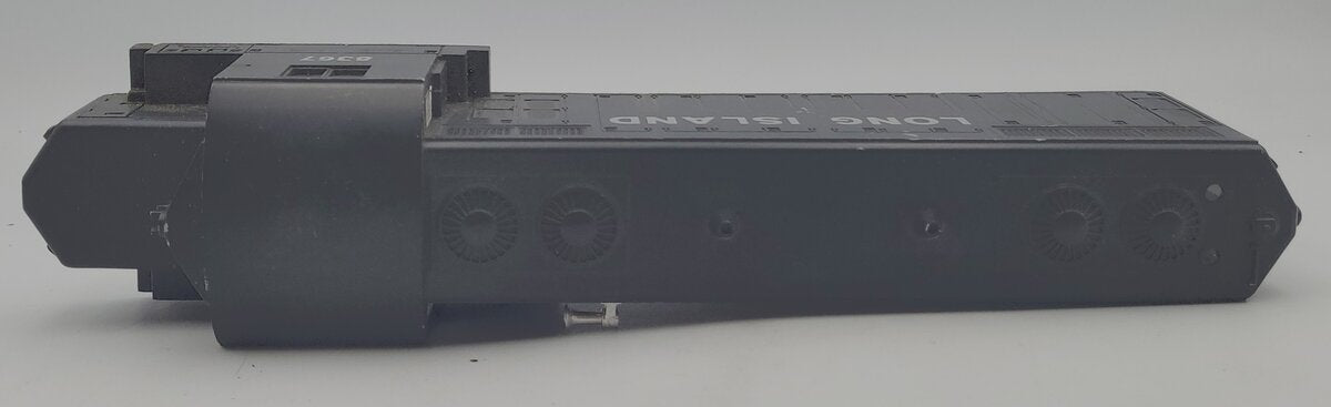 Lionel 8367-2 Long Island GP20 Unpowered Diesel Locomotive Body Shell #8367