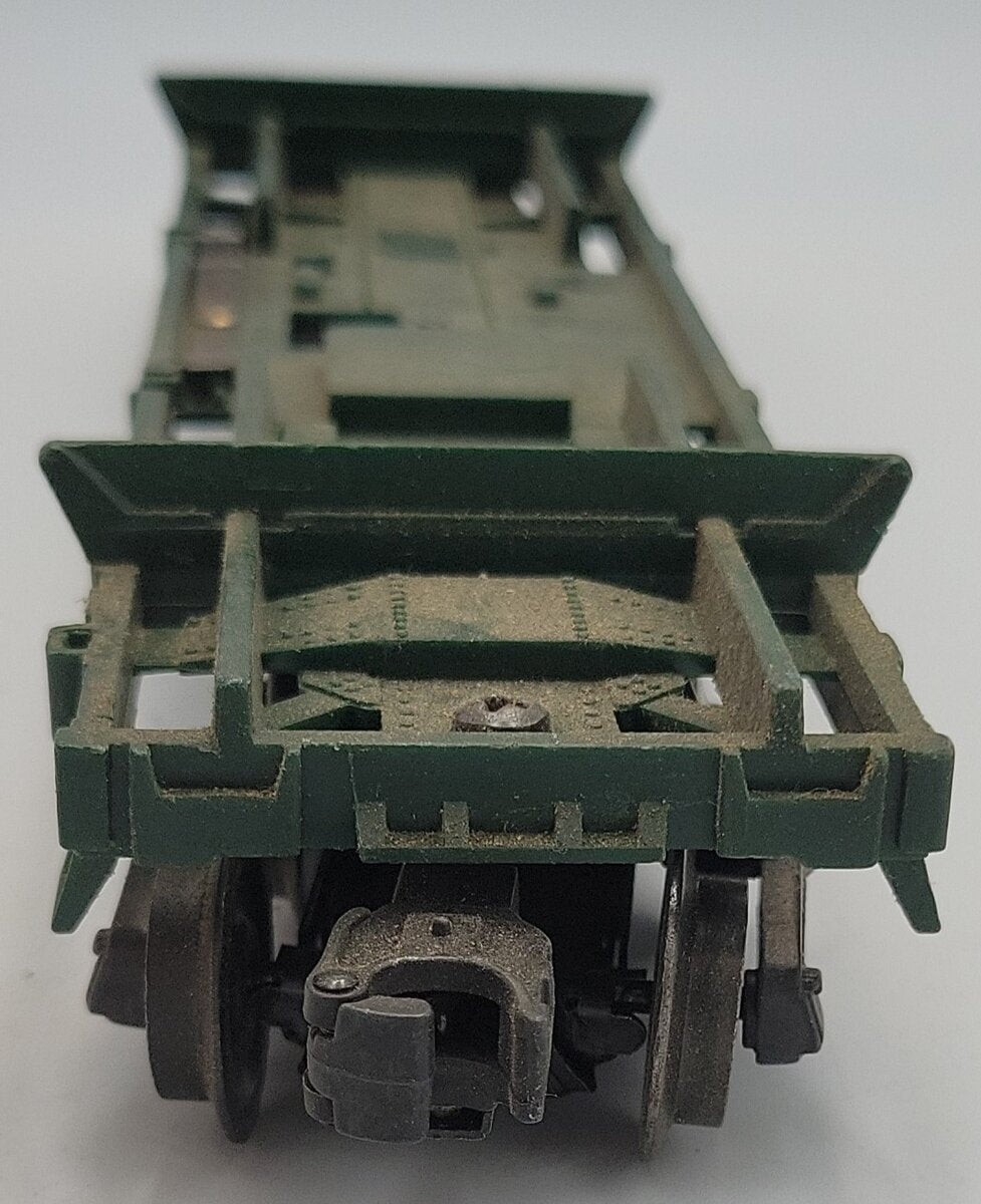 Lionel 3362-3 Helium Tank Unloading Car Frame with Trigger Assembly and Trucks