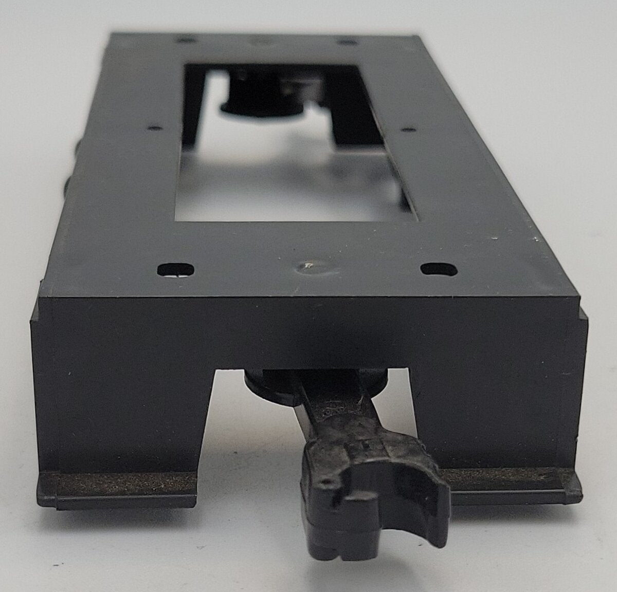 Lionel 8350-20 Black Plastic Switcher Chassis Frame with Couplers