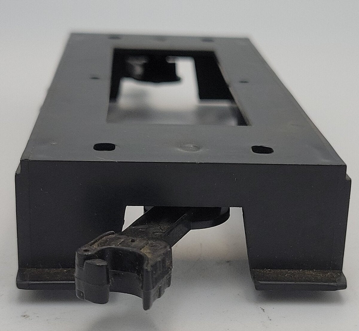 Lionel 8350-20 Black Plastic Switcher Chassis Frame with Couplers